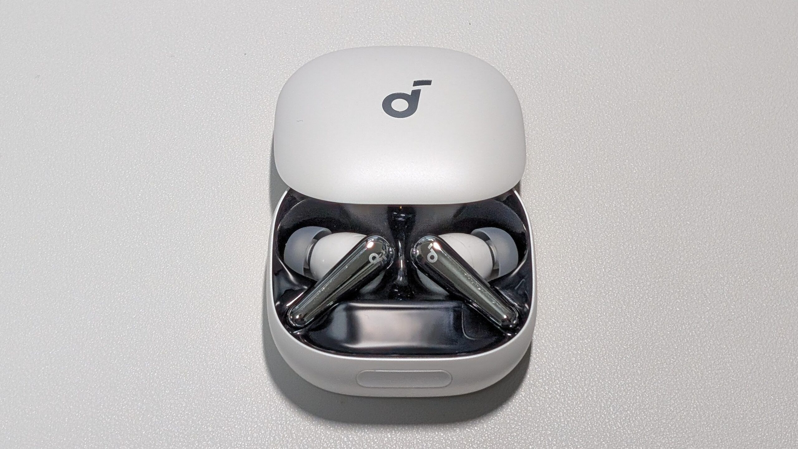 Soundcore Liberty 4 Pro レビュー】音質＆ノイキャンが優秀だけど少し